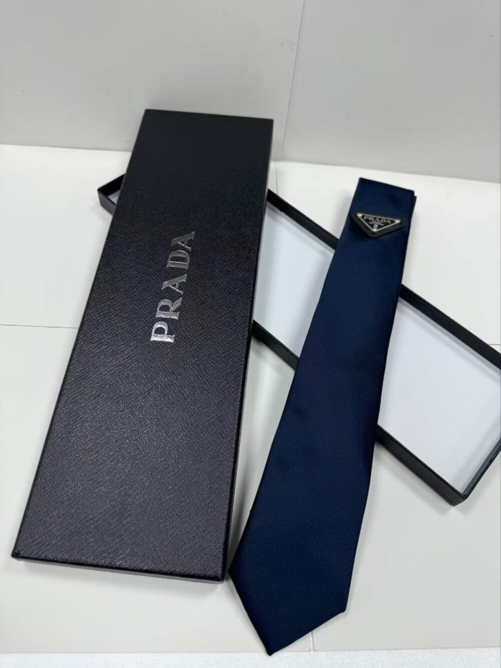Prada ✨NWT Classic Blue Tie With Logo(gift box included🎁)
